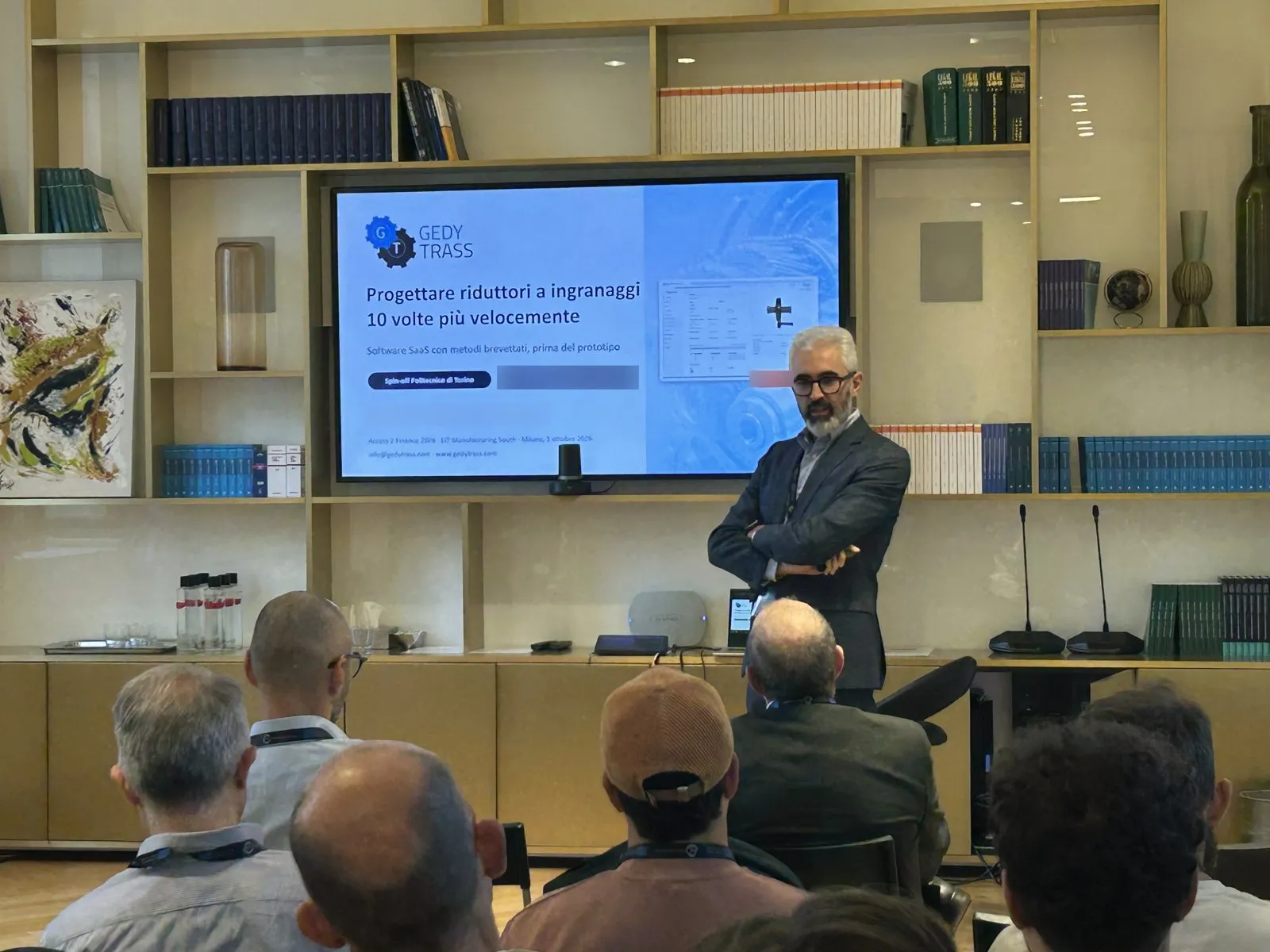 GeDy TrAss presenting its SaaS platform for gear design during the start-up pitch session of Access 2 Finance in Milan